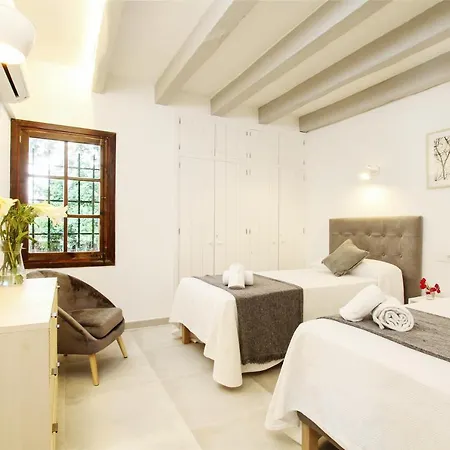 Encinas Villa Port de Pollenca