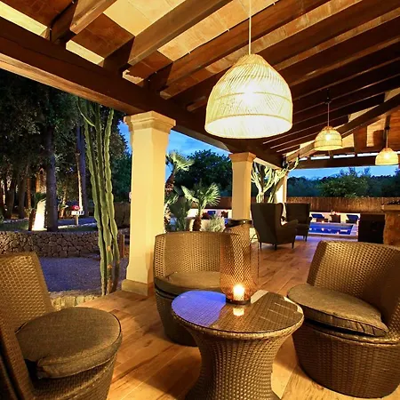 Encinas Villa Port de Pollenca